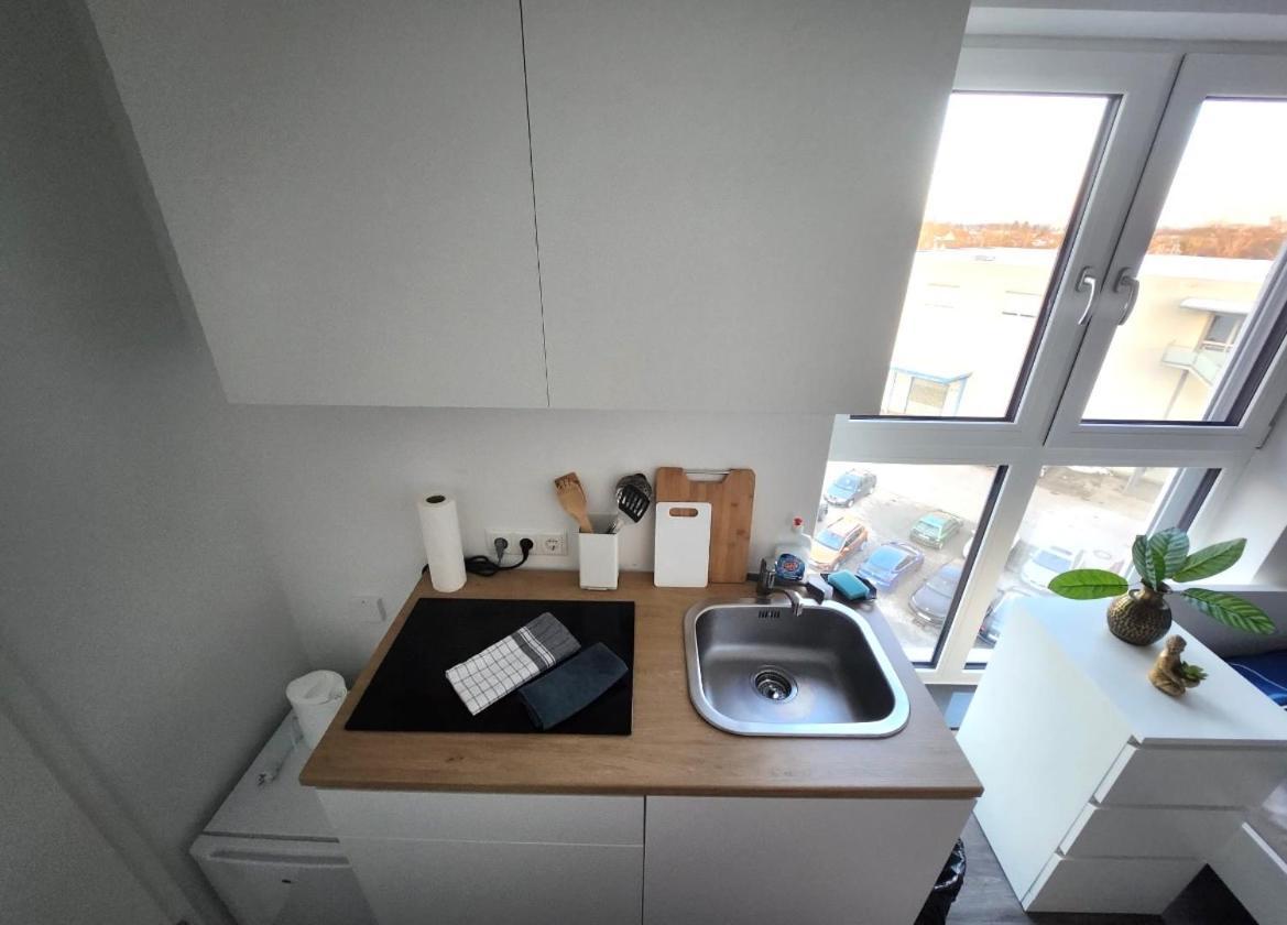Modernes Apartment Mit Wifi, Aufzug & Kostenlos Parken El-Living Аугсбург Екстериор снимка