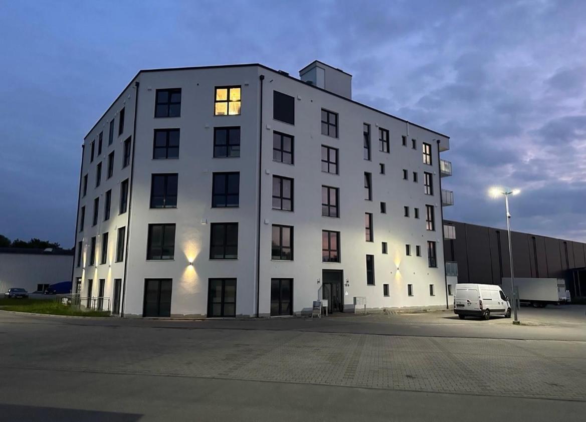 Modernes Apartment Mit Wifi, Aufzug & Kostenlos Parken El-Living Аугсбург Екстериор снимка